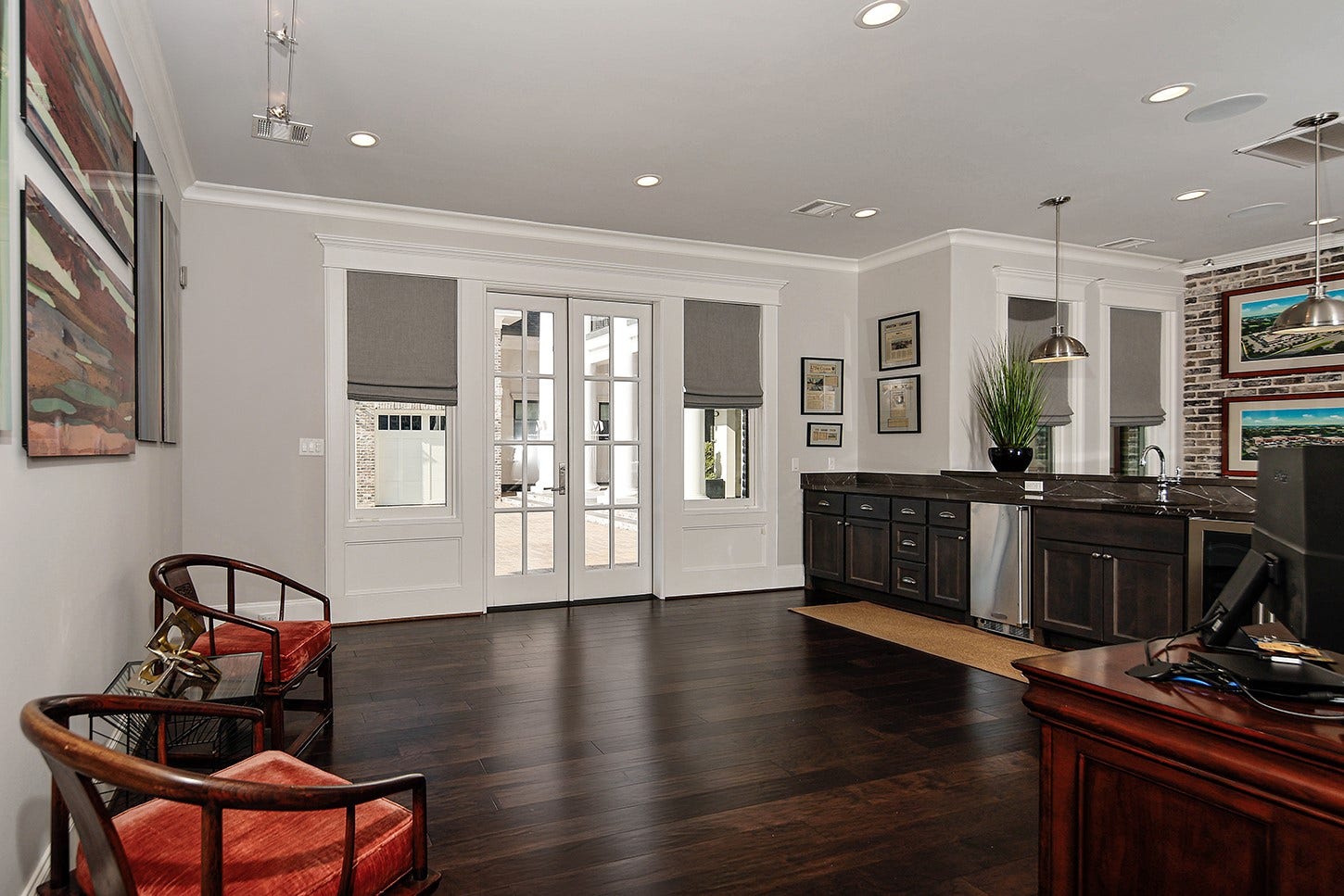 25 Doe Run Drive, The Woodlands, TX 77380 25 Doe Run Drive, The Woodlands, TX 77380