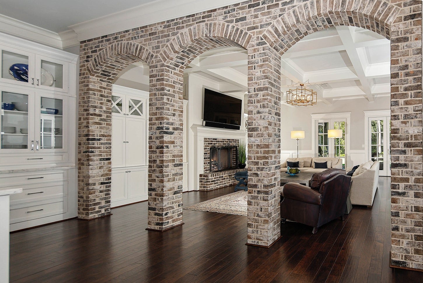 25 Doe Run Drive, The Woodlands, TX 77380 25 Doe Run Drive, The Woodlands, TX 77380