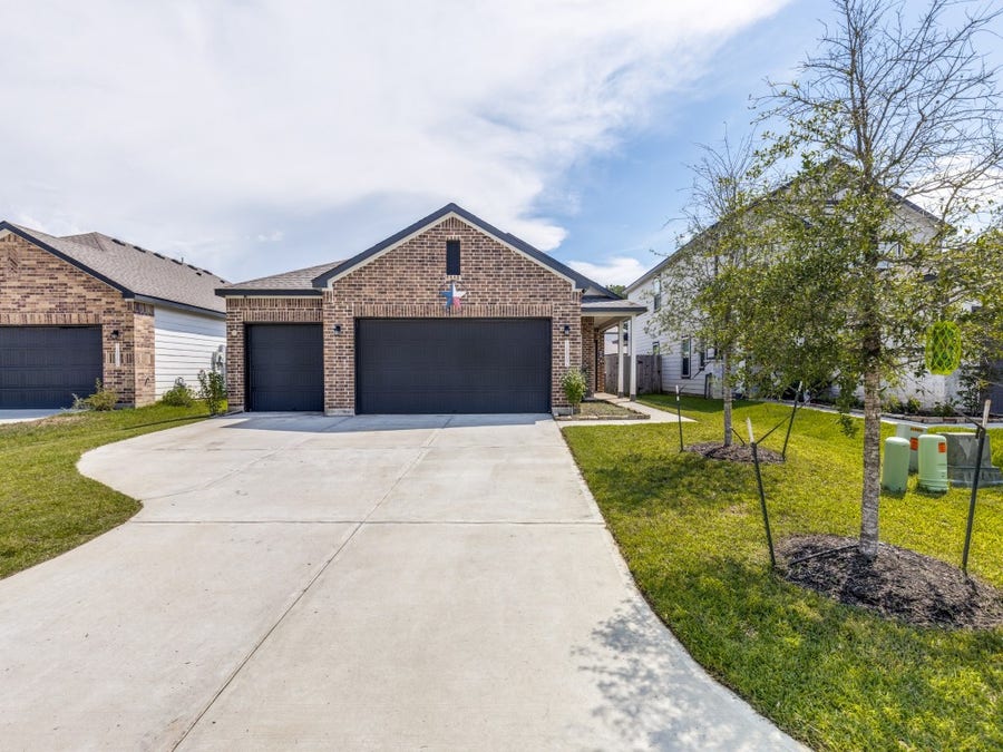 Property photo for 16862 Bristle Cone Way, Conroe, TX