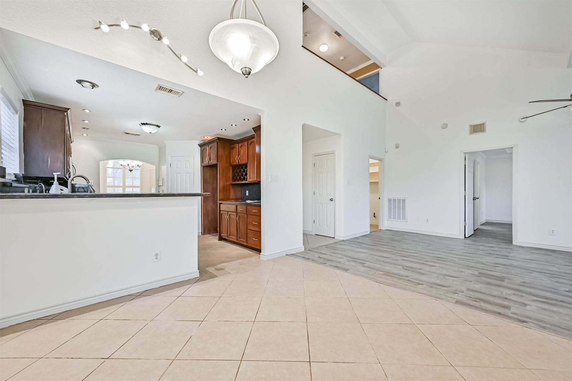 914 Chase Creek Circle, Bacliff, TX 77518 914 Chase Creek Circle, Bacliff, TX 77518