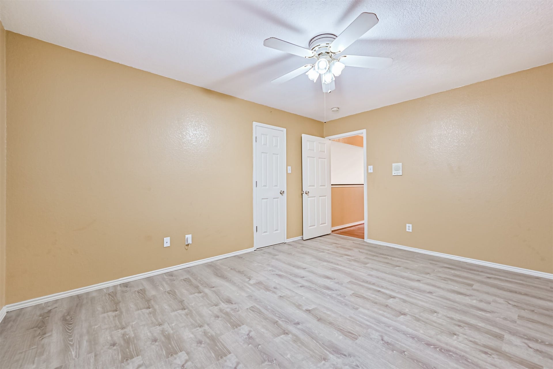 914 Chase Creek Circle, Bacliff, TX 77518 914 Chase Creek Circle, Bacliff, TX 77518