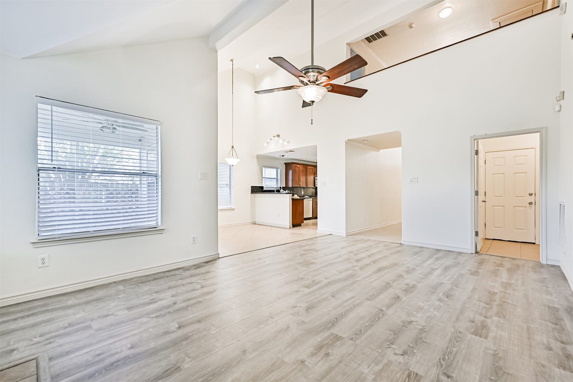 914 Chase Creek Circle, Bacliff, TX 77518 914 Chase Creek Circle, Bacliff, TX 77518