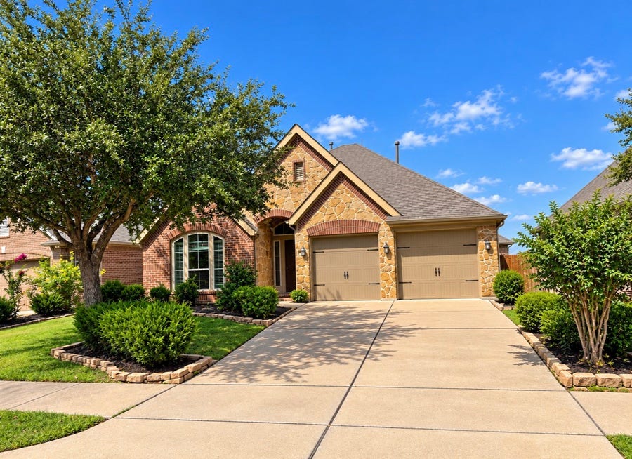 Property photo for 17618 Barrowfield Lane, Richmond, TX