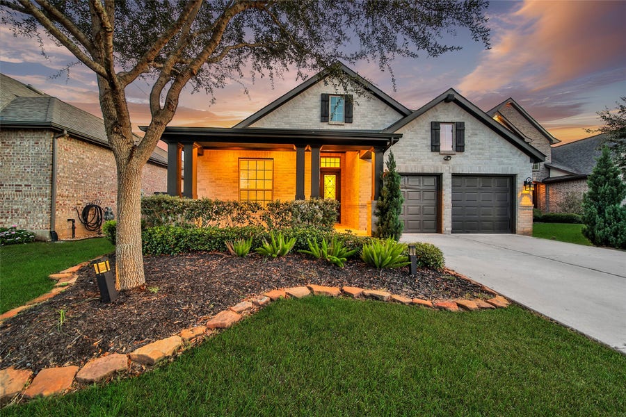 Property photo for 30707 Thicket Court, Fulshear, TX