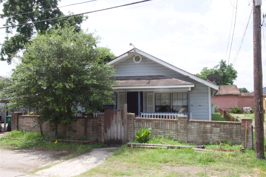 Property photo for 4604 Octavia Street, Houston, TX