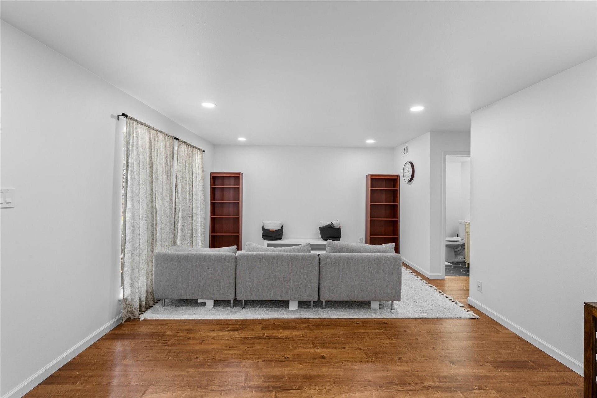 6697 De Moss Drive, #697, Houston, TX 77074