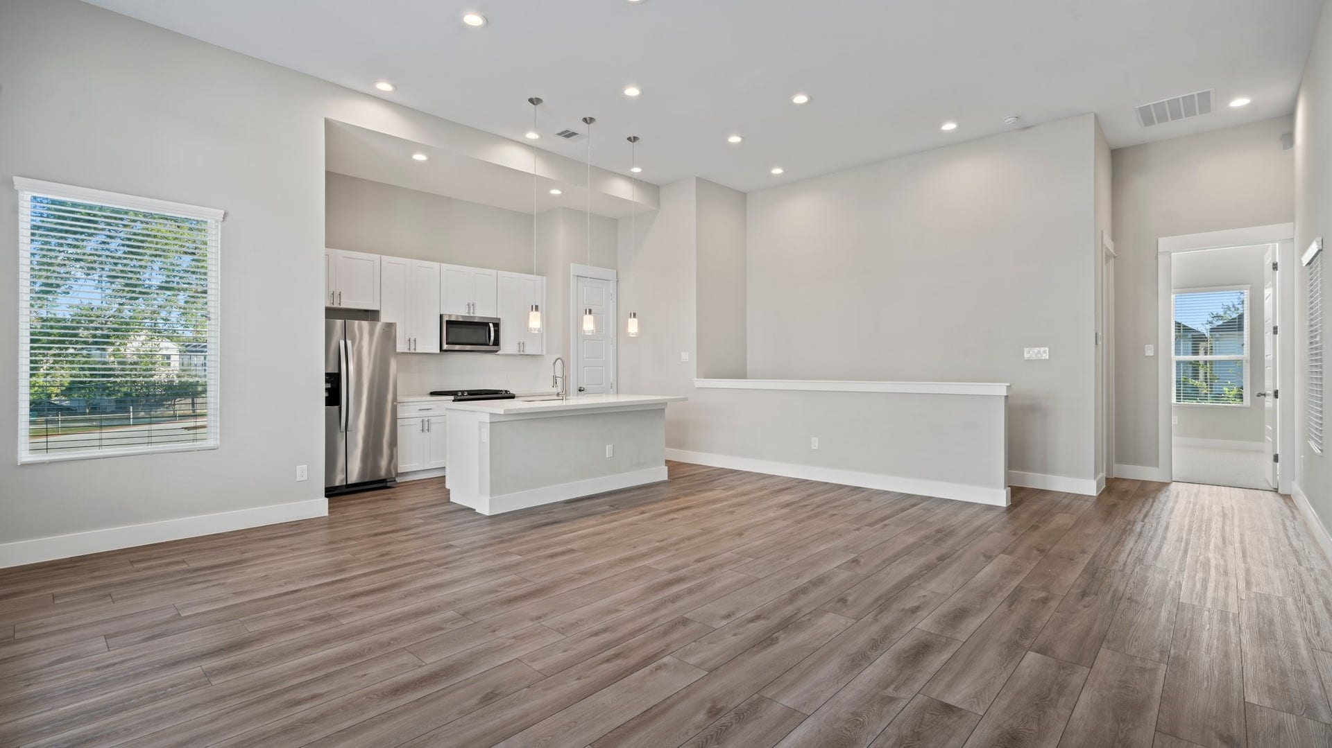 814 Thornton Road, #F, Houston, TX 77018