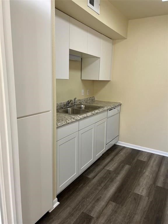 16111 Aspenglen Drive, #206, Houston, TX 77084 16111 Aspenglen Drive, #206, Houston, TX 77084