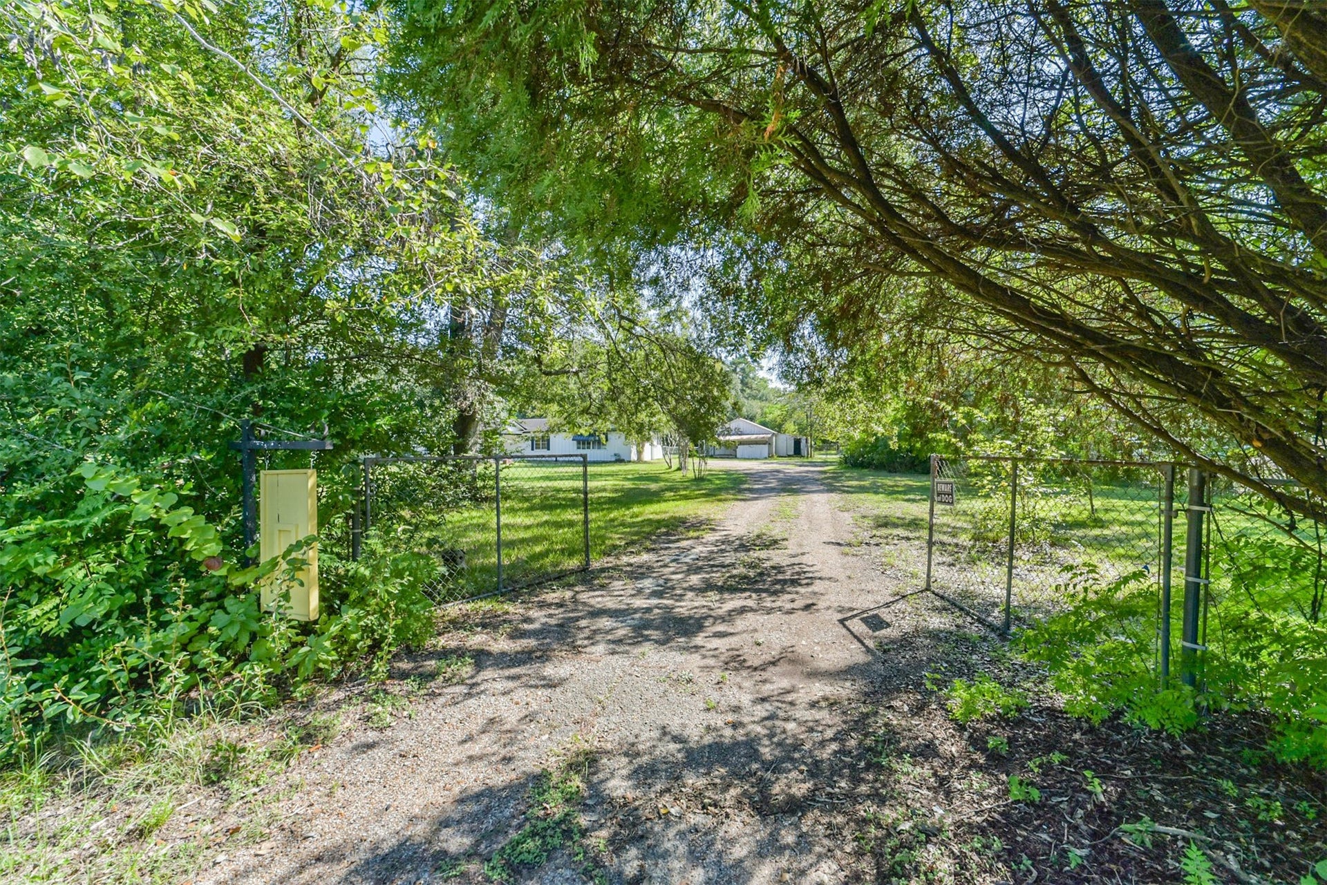 11606 Glenora Drive, Houston, TX 77065