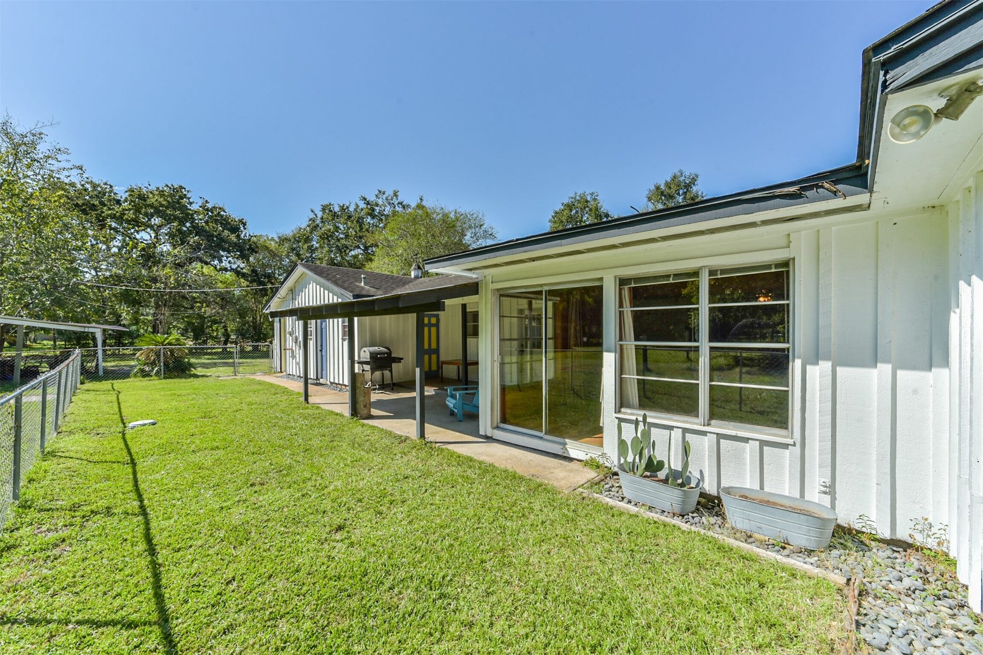 11606 Glenora Drive, Houston, TX 77065