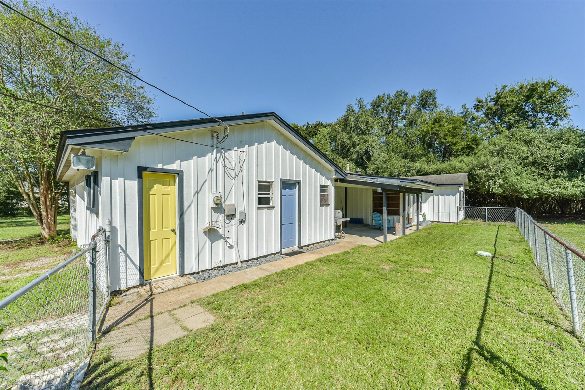 11606 Glenora Drive, Houston, TX 77065
