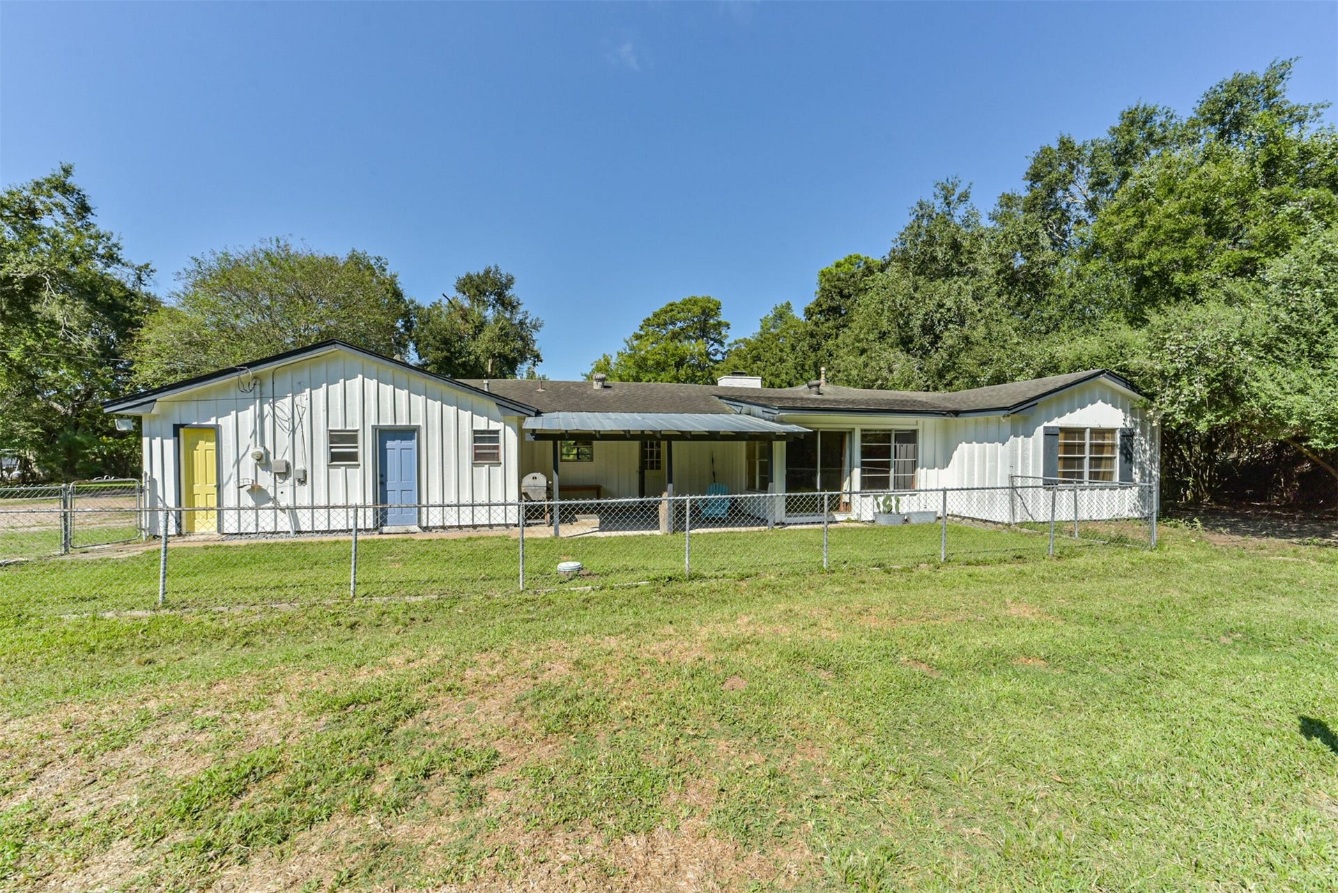 11606 Glenora Drive, Houston, TX 77065