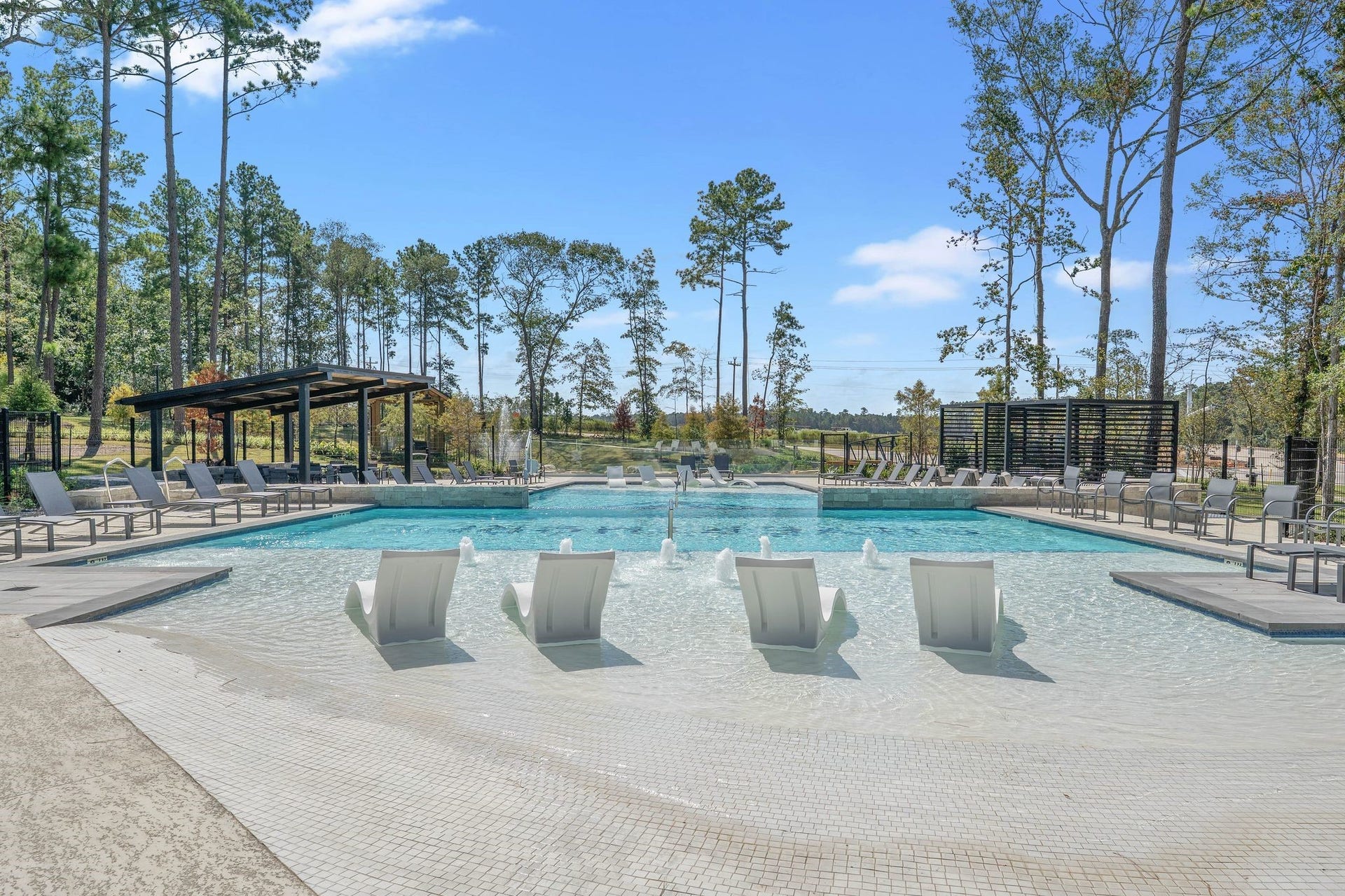 3743 Streamside Drive, Conroe, TX 77303 3743 Streamside Drive, Conroe, TX 77303
