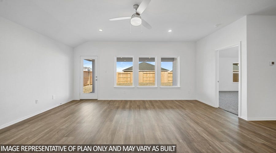 3743 Streamside Drive, Conroe, TX 77303 3743 Streamside Drive, Conroe, TX 77303