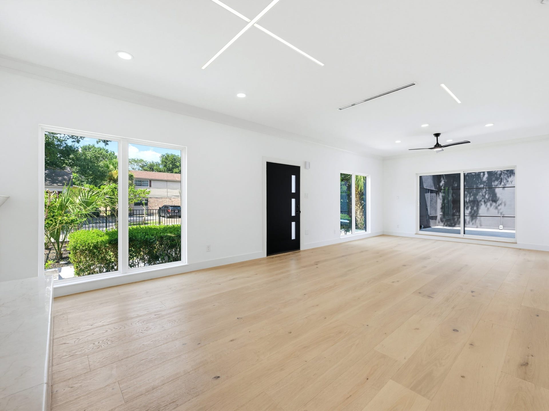 607 Marshall Street, Houston, TX 77006 607 Marshall Street, Houston, TX 77006