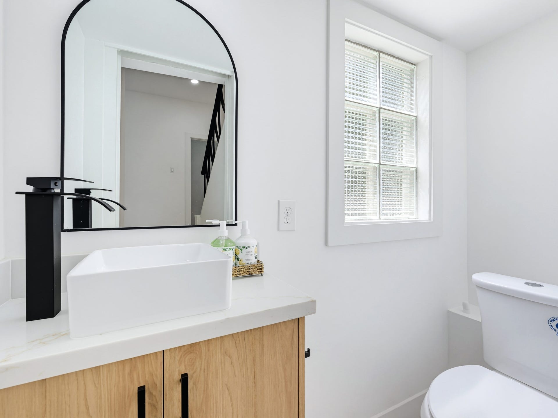 607 Marshall Street, Houston, TX 77006 607 Marshall Street, Houston, TX 77006