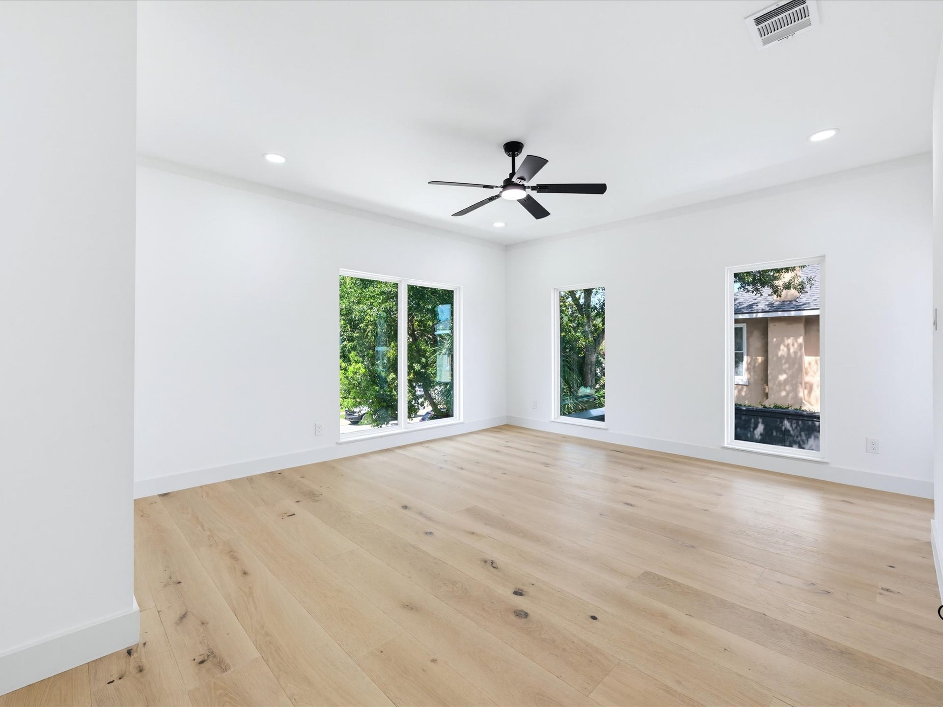 607 Marshall Street, Houston, TX 77006 607 Marshall Street, Houston, TX 77006