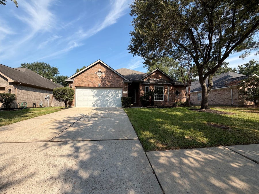 Property photo for 20402 Willow Trace Drive, Cypress, TX