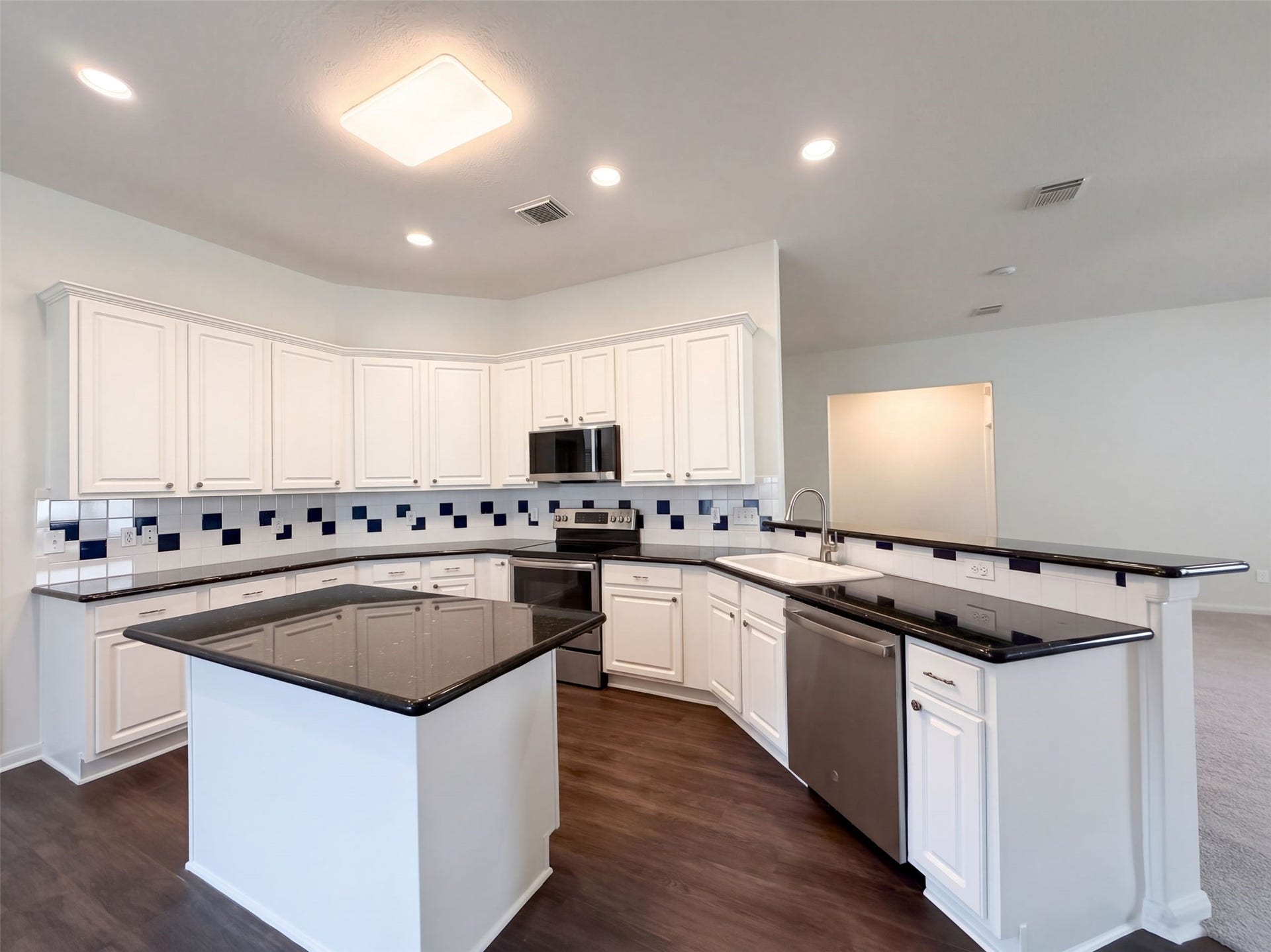 20402 Willow Trace Drive, Cypress, TX 77433 20402 Willow Trace Drive, Cypress, TX 77433