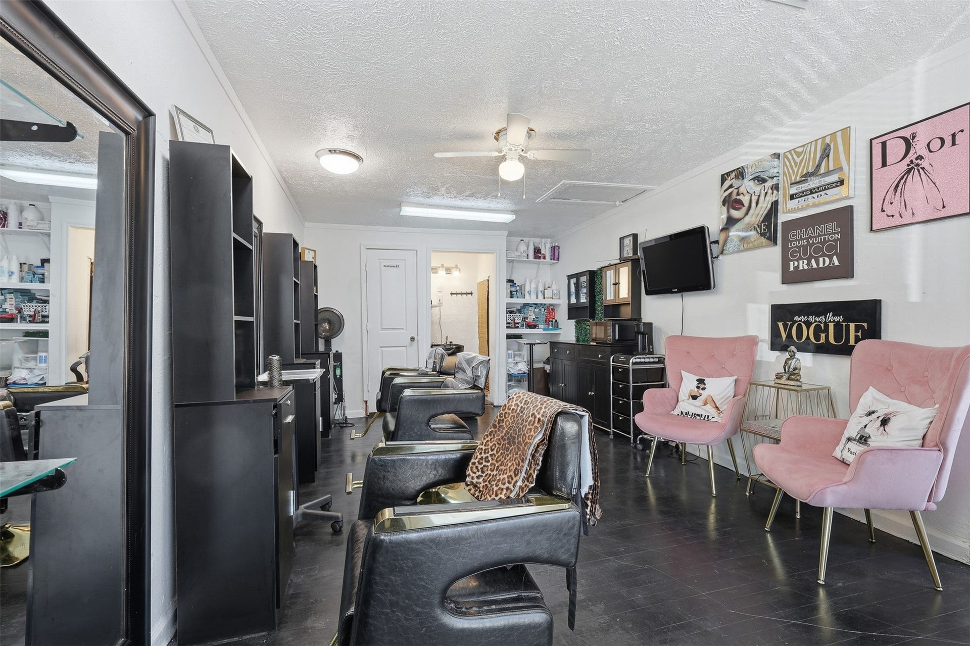 2205 Strawberry Road, Pasadena, TX 77502 Commercial salon space featuring an open layout ideal for beauty, retail, office, or professional service use.
