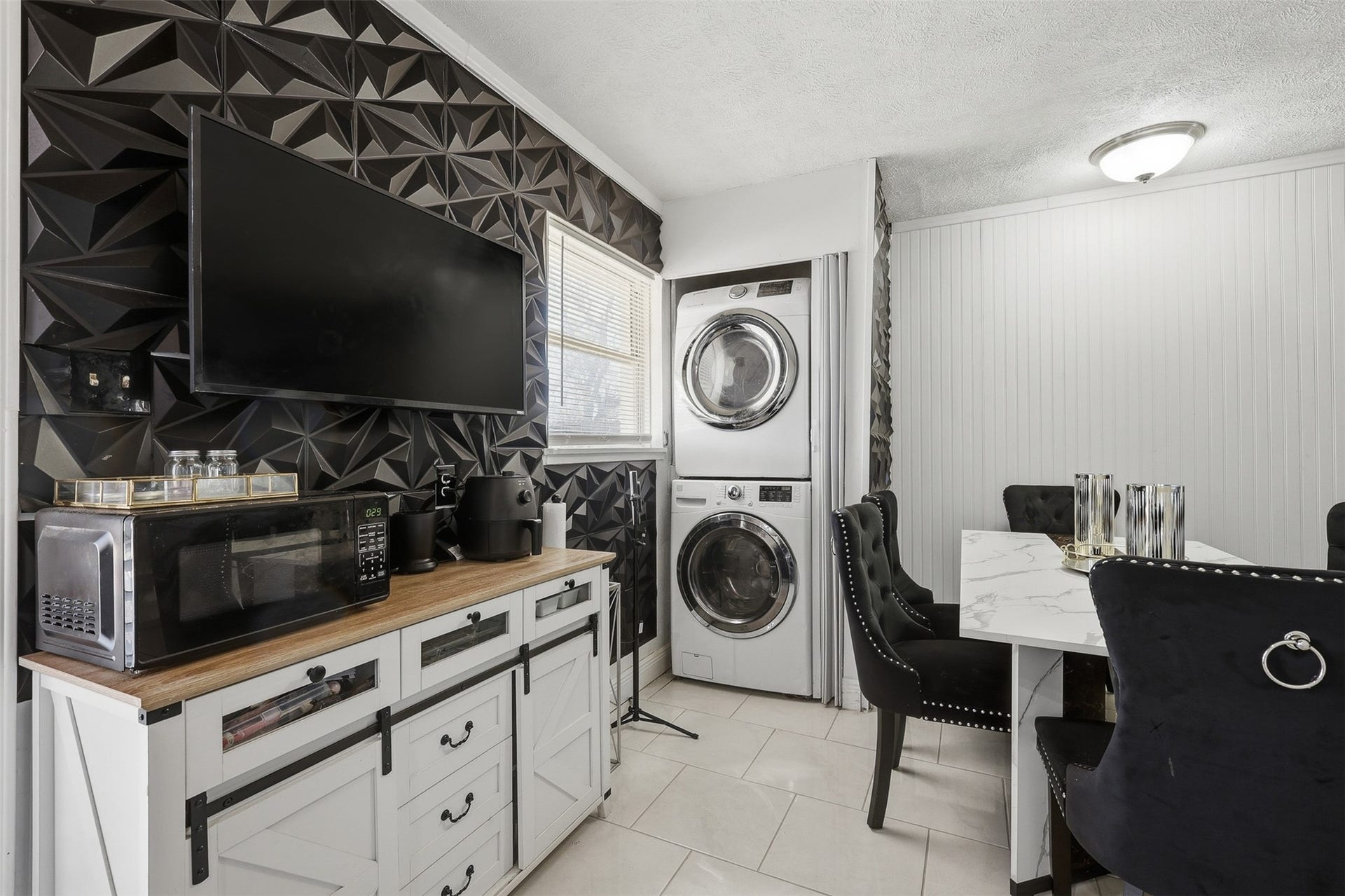 2205 Strawberry Road, Pasadena, TX 77502 Space for washer and dryer tucked away.