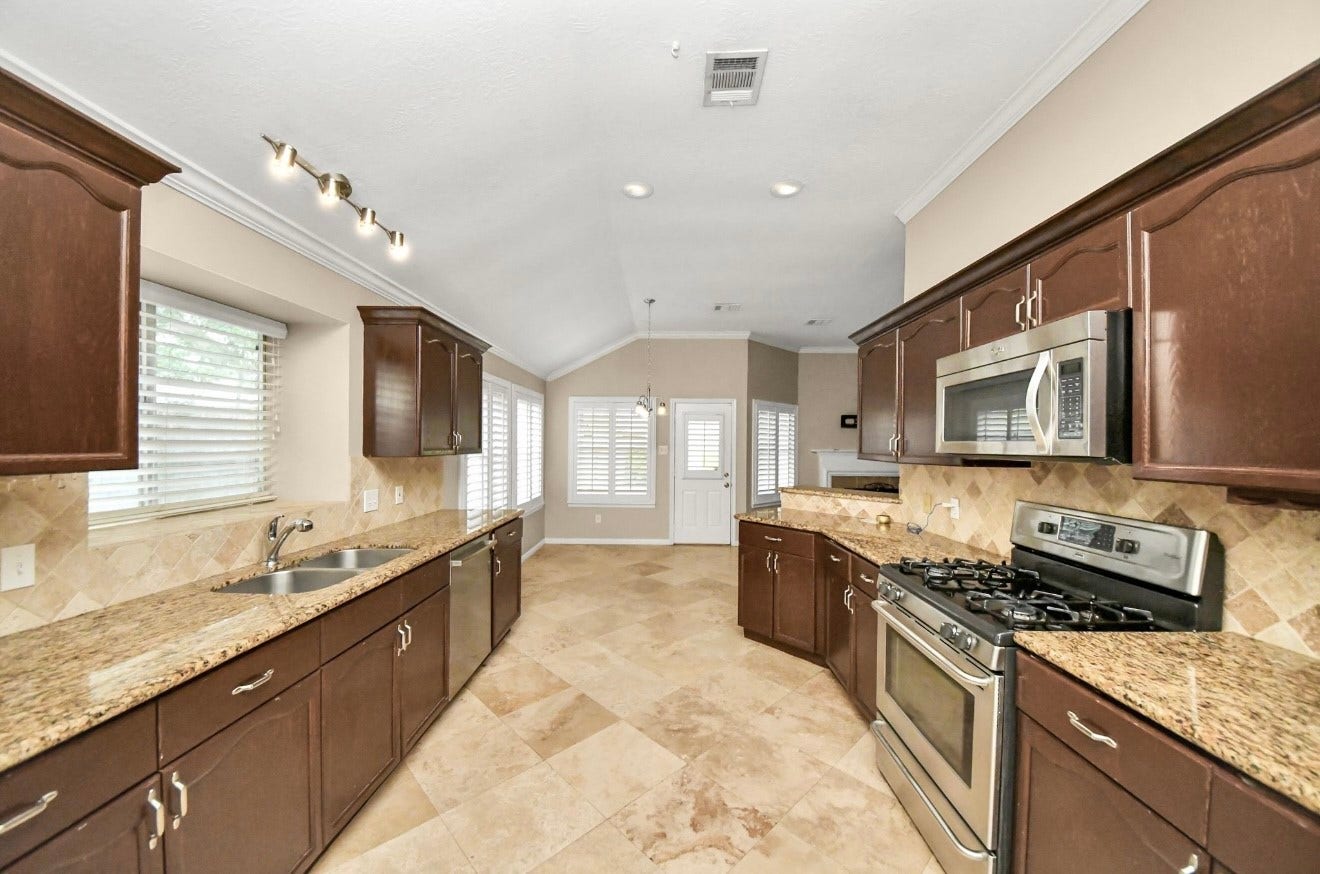 223 W New Meadows Drive, Sugar Land, TX 77479 223 W New Meadows Drive, Sugar Land, TX 77479
