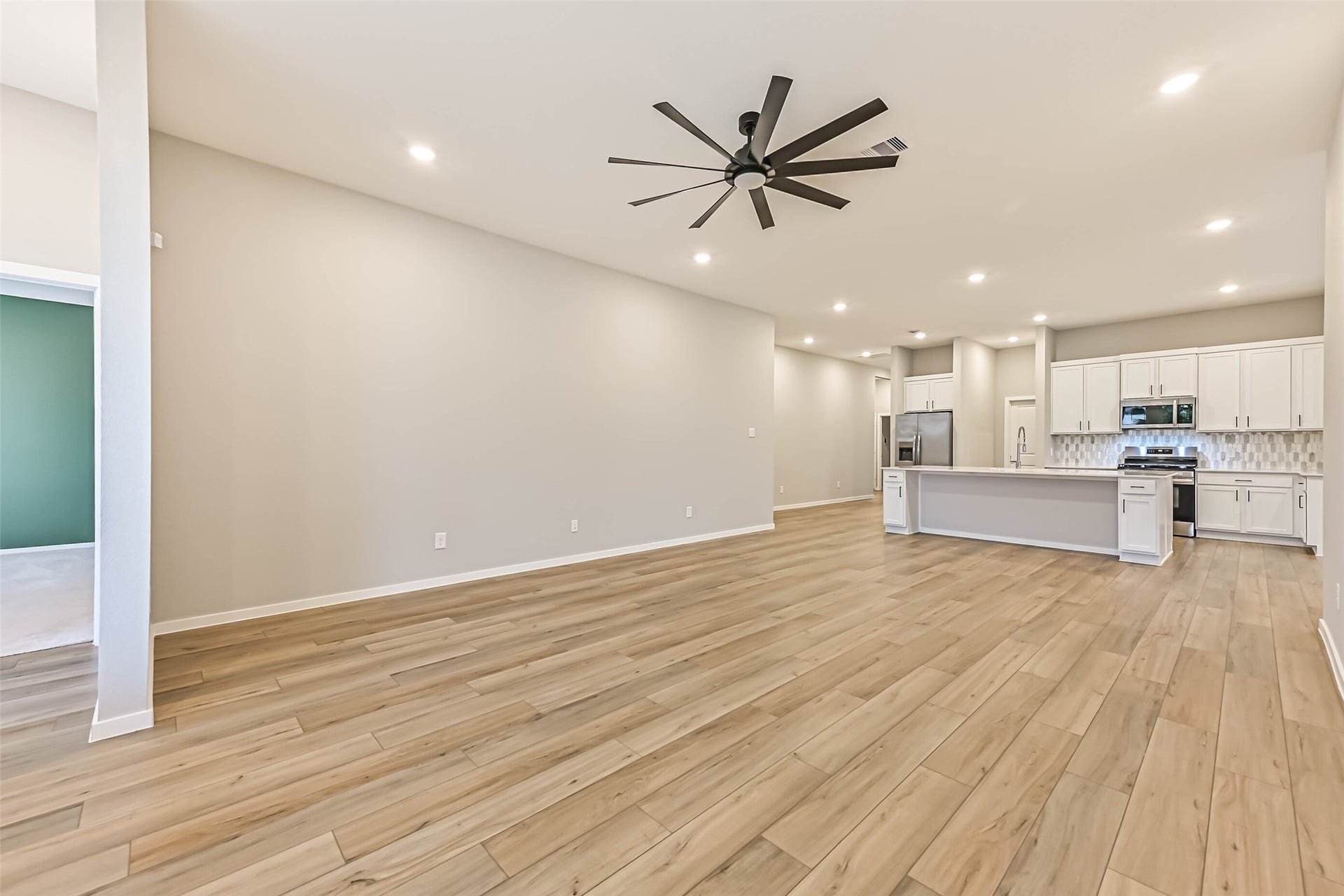 3106 Mariner Island Drive, La Marque, TX 77568 3106 Mariner Island Drive, La Marque, TX 77568