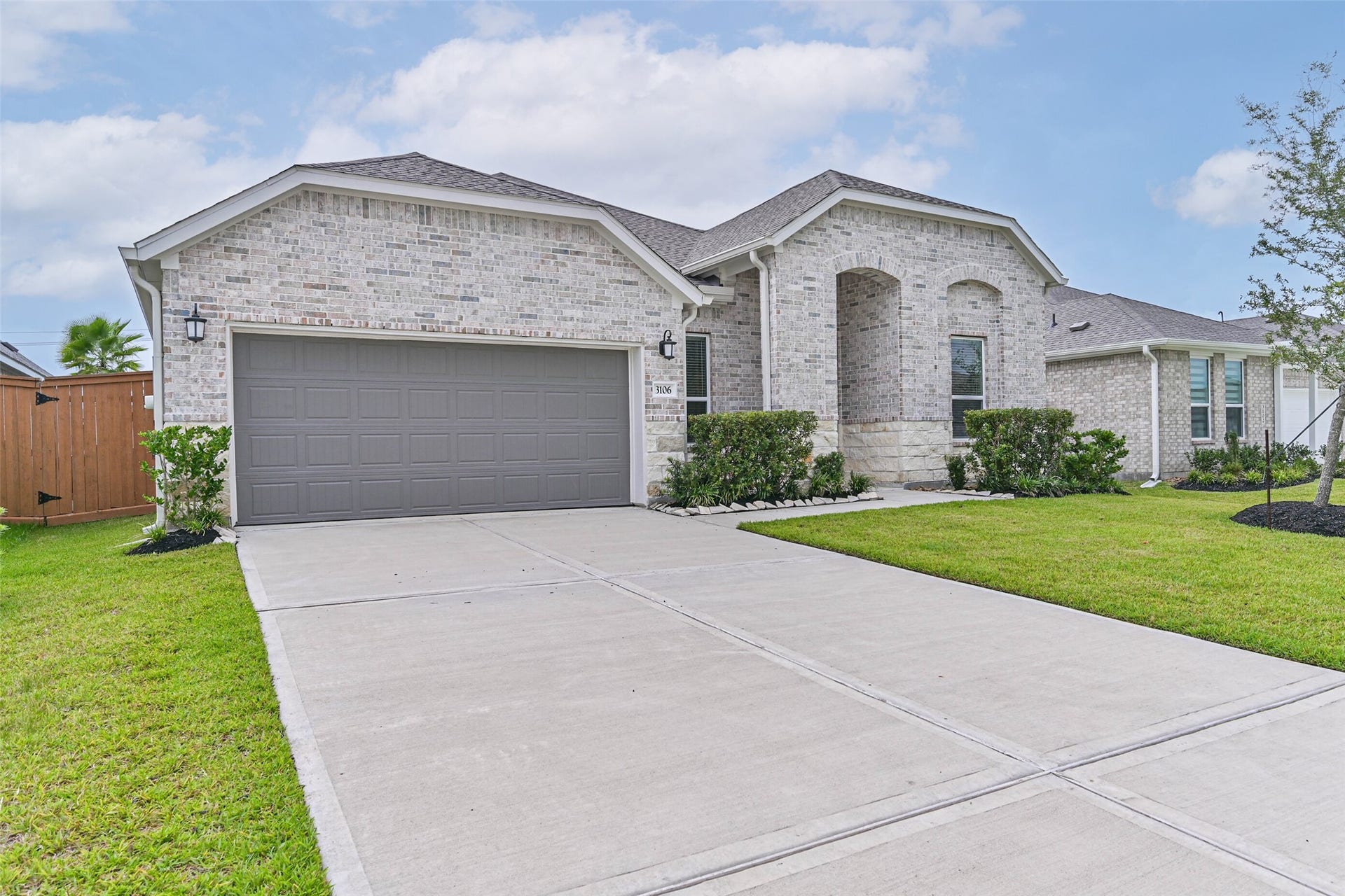 3106 Mariner Island Drive, La Marque, TX 77568 3106 Mariner Island Drive, La Marque, TX 77568
