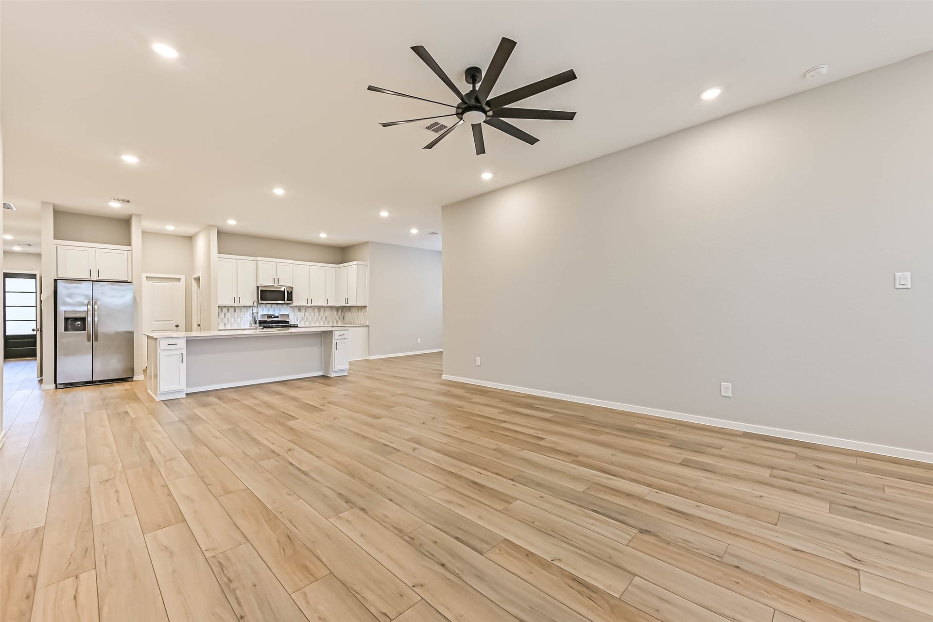3106 Mariner Island Drive, La Marque, TX 77568 3106 Mariner Island Drive, La Marque, TX 77568
