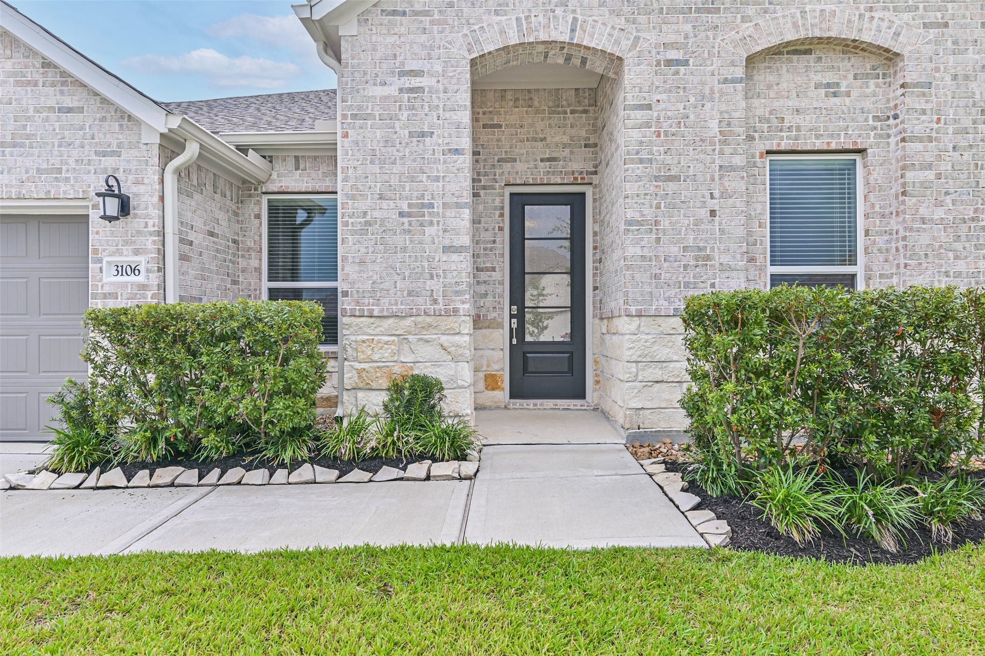 3106 Mariner Island Drive, La Marque, TX 77568 3106 Mariner Island Drive, La Marque, TX 77568