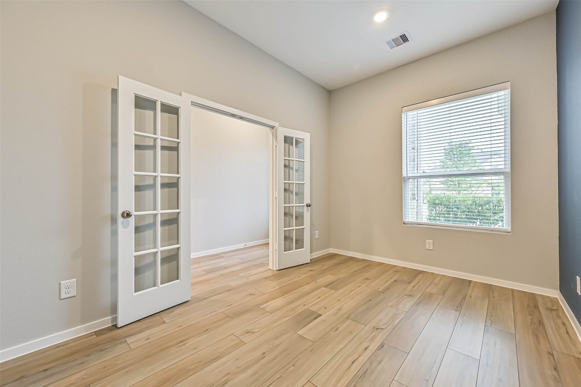 3106 Mariner Island Drive, La Marque, TX 77568 3106 Mariner Island Drive, La Marque, TX 77568