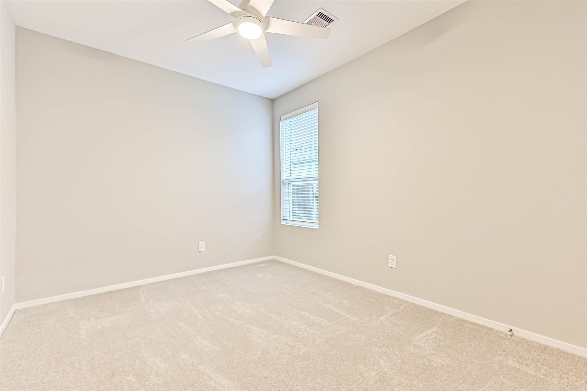 3106 Mariner Island Drive, La Marque, TX 77568 3106 Mariner Island Drive, La Marque, TX 77568
