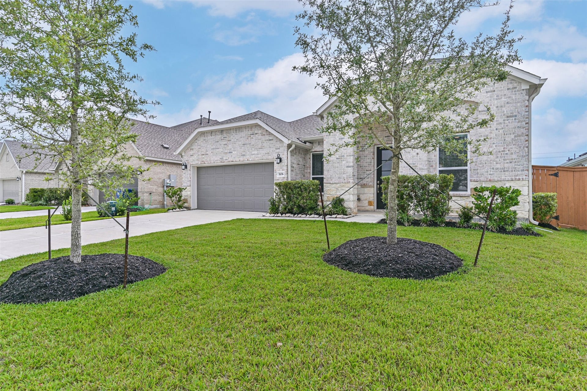 3106 Mariner Island Drive, La Marque, TX 77568 3106 Mariner Island Drive, La Marque, TX 77568