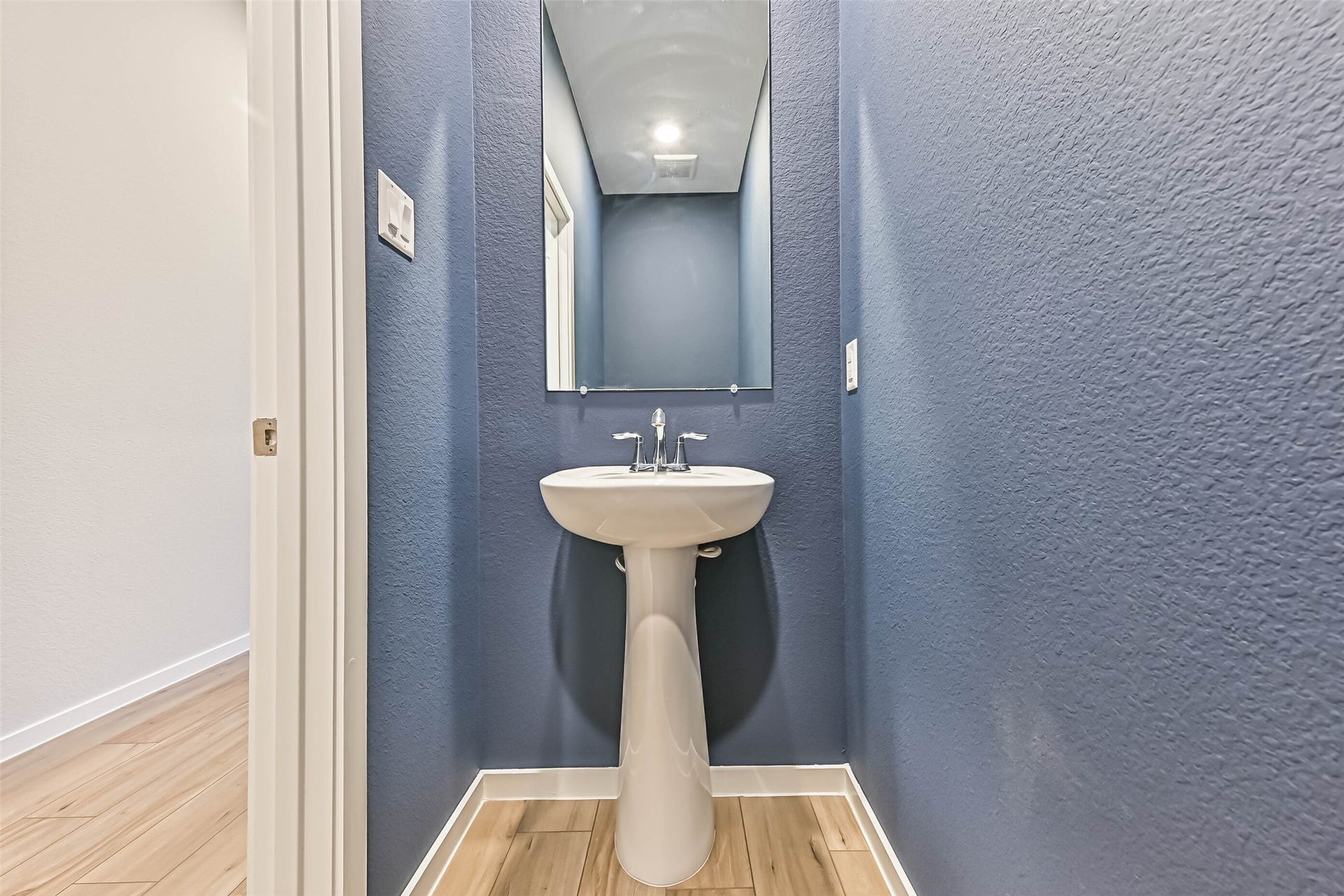 3106 Mariner Island Drive, La Marque, TX 77568 3106 Mariner Island Drive, La Marque, TX 77568