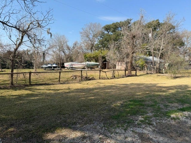 3645 Pan American Road, Brazoria, TX 77422