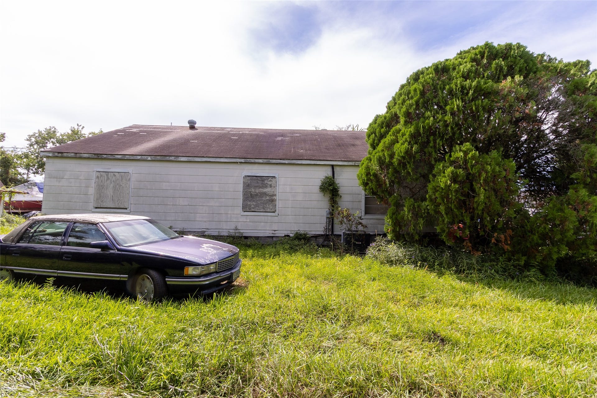 2421 12th Avenue N, Texas City, TX 77590 2421 12th Avenue N, Texas City, TX 77590