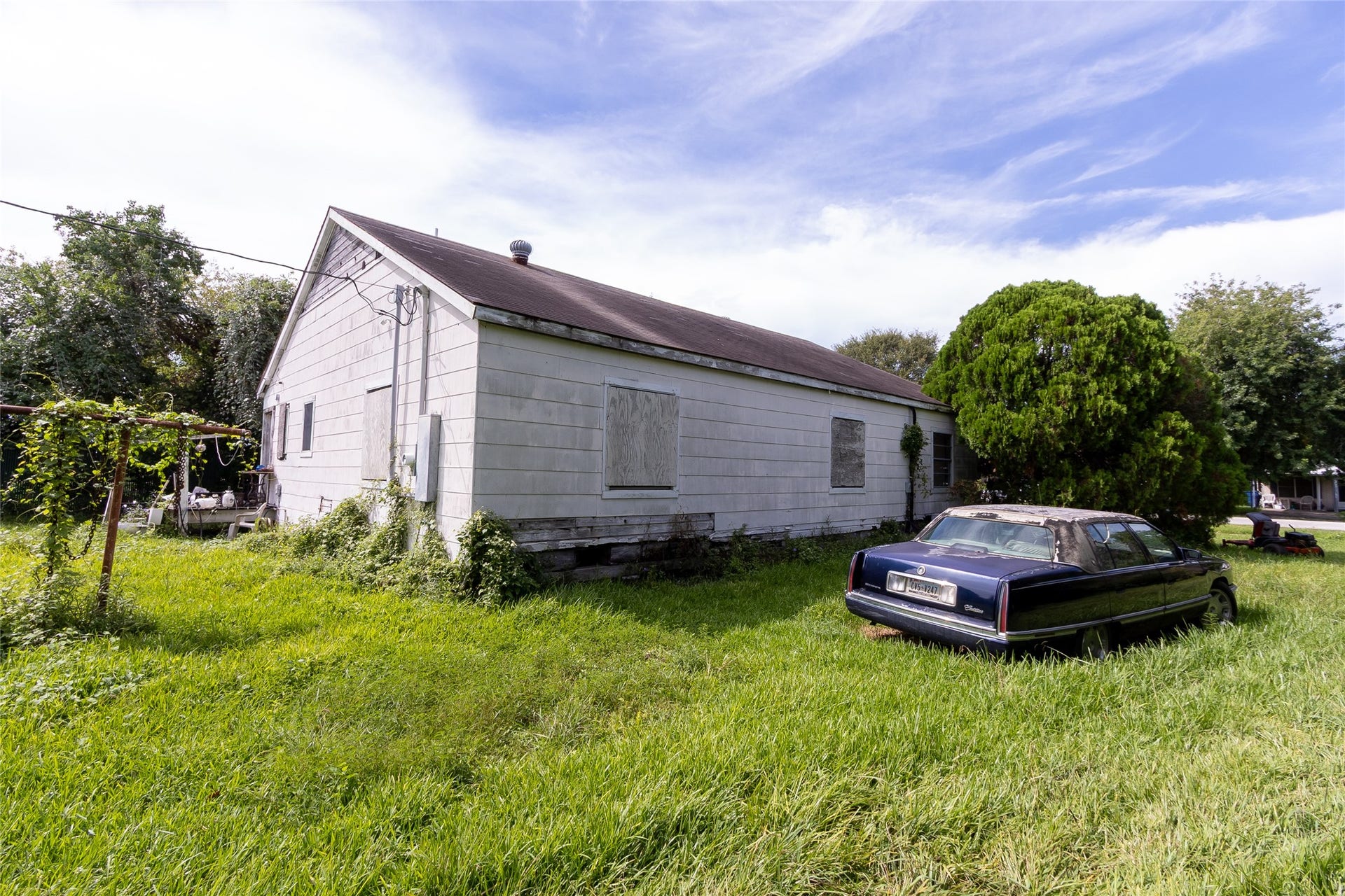 2421 12th Avenue N, Texas City, TX 77590 2421 12th Avenue N, Texas City, TX 77590