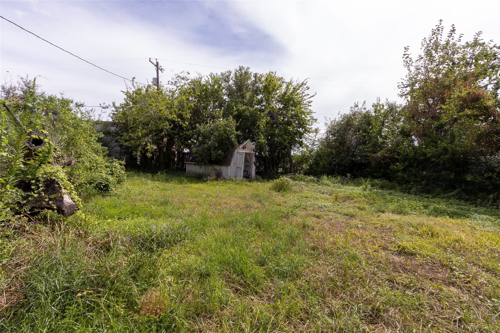 2421 12th Avenue N, Texas City, TX 77590 2421 12th Avenue N, Texas City, TX 77590