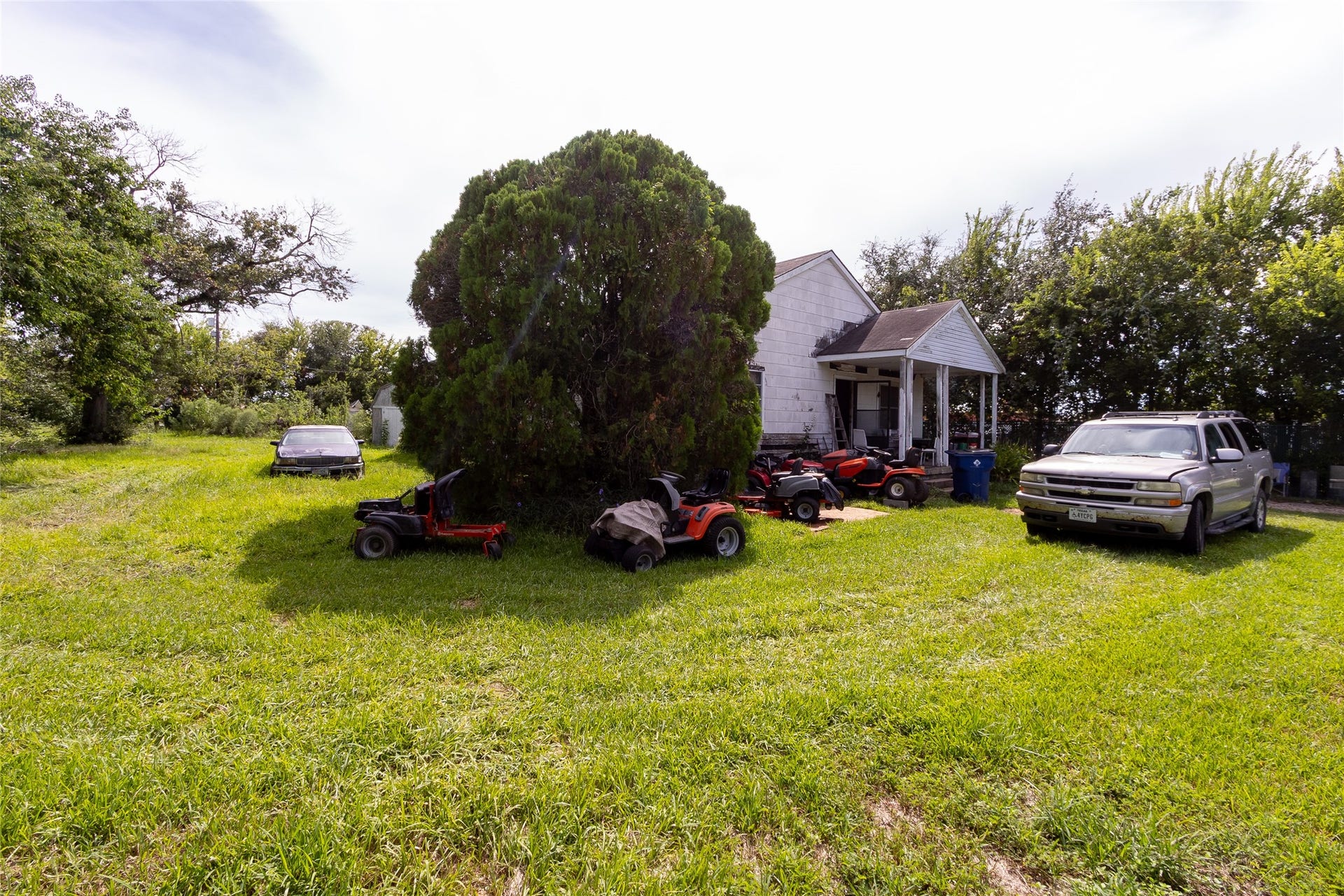 2421 12th Avenue N, Texas City, TX 77590 2421 12th Avenue N, Texas City, TX 77590