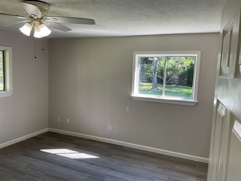 3515 Elm Drive, Dickinson, TX 77539 3515 Elm Drive, Dickinson, TX 77539