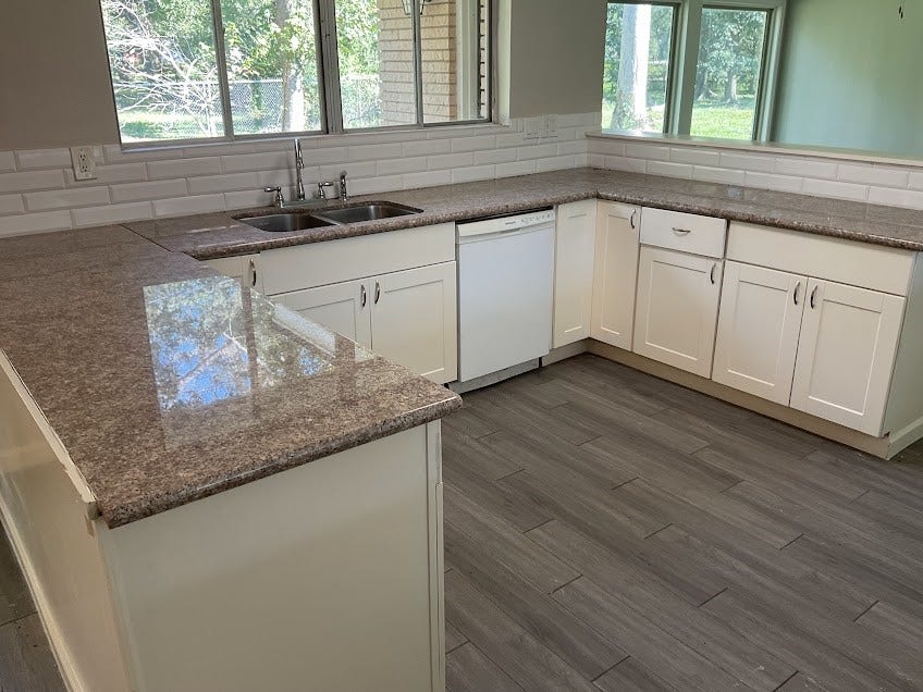 3515 Elm Drive, Dickinson, TX 77539 3515 Elm Drive, Dickinson, TX 77539