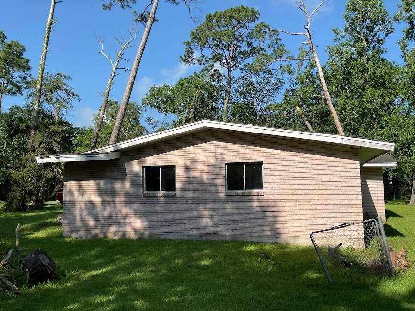 3515 Elm Drive, Dickinson, TX 77539 3515 Elm Drive, Dickinson, TX 77539