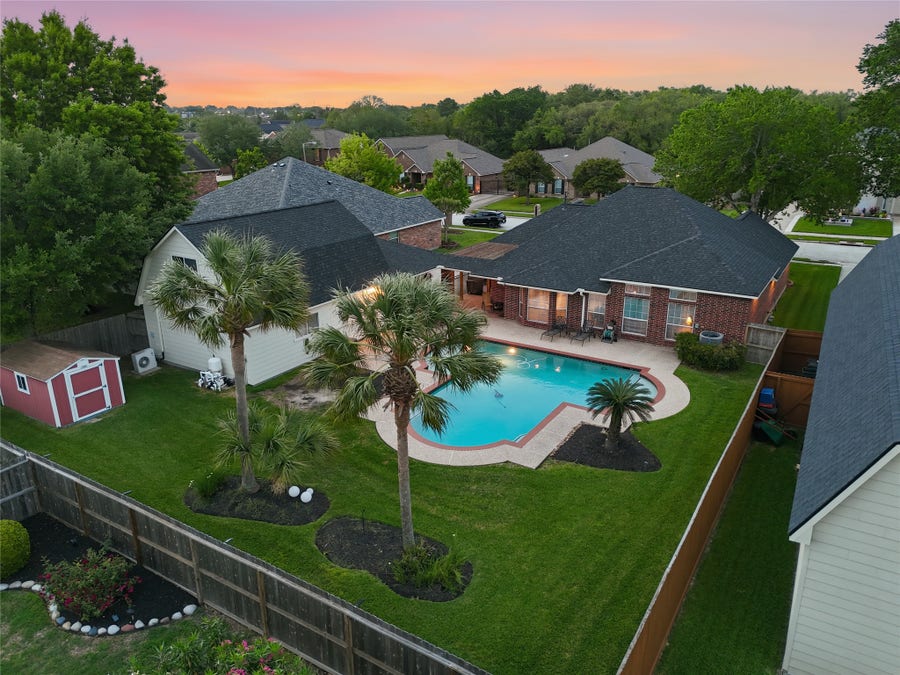 Property photo for 2303 Dogwood Street, League City, TX