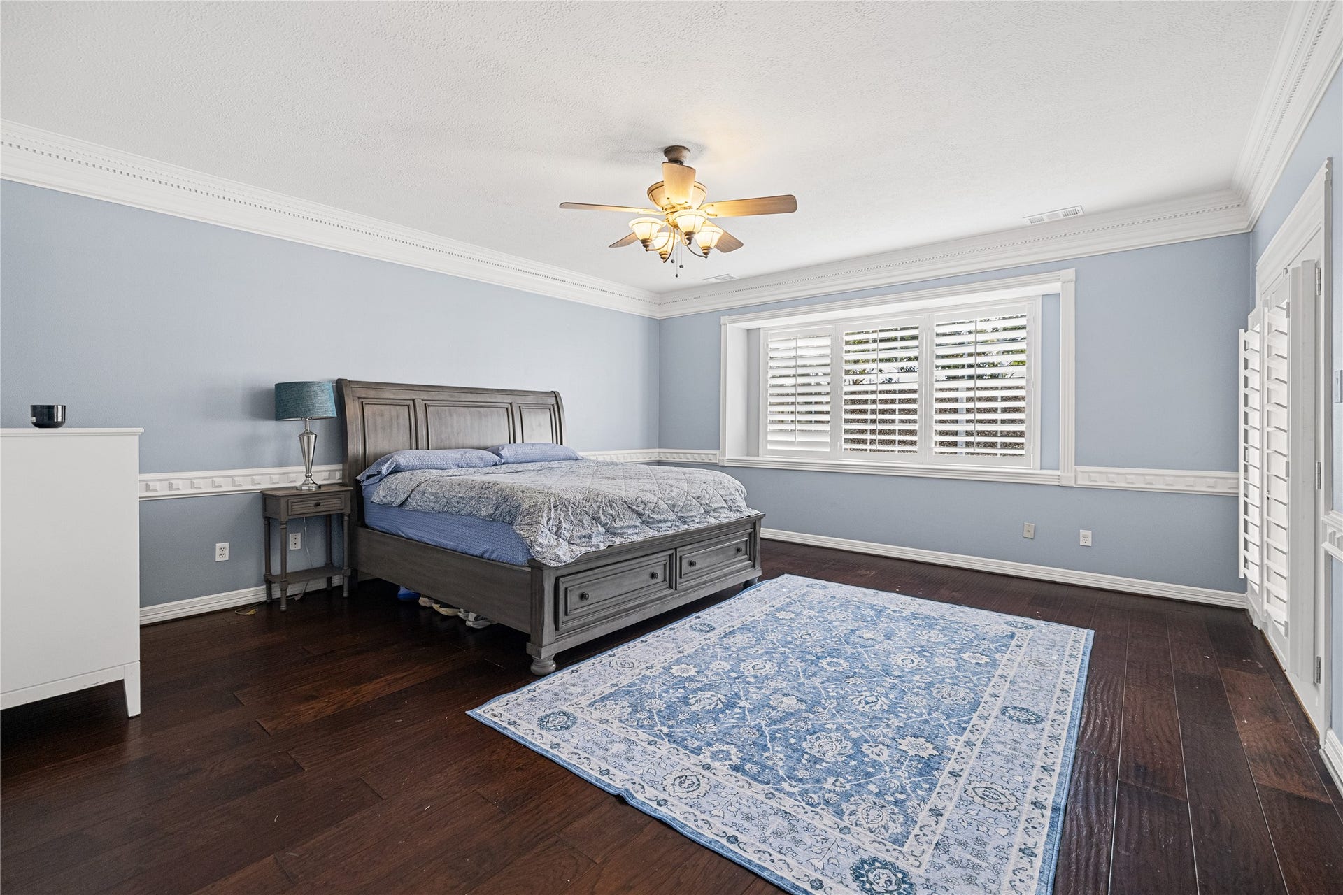 402 Lakeside Boulevard, Sugar Land, TX 77478