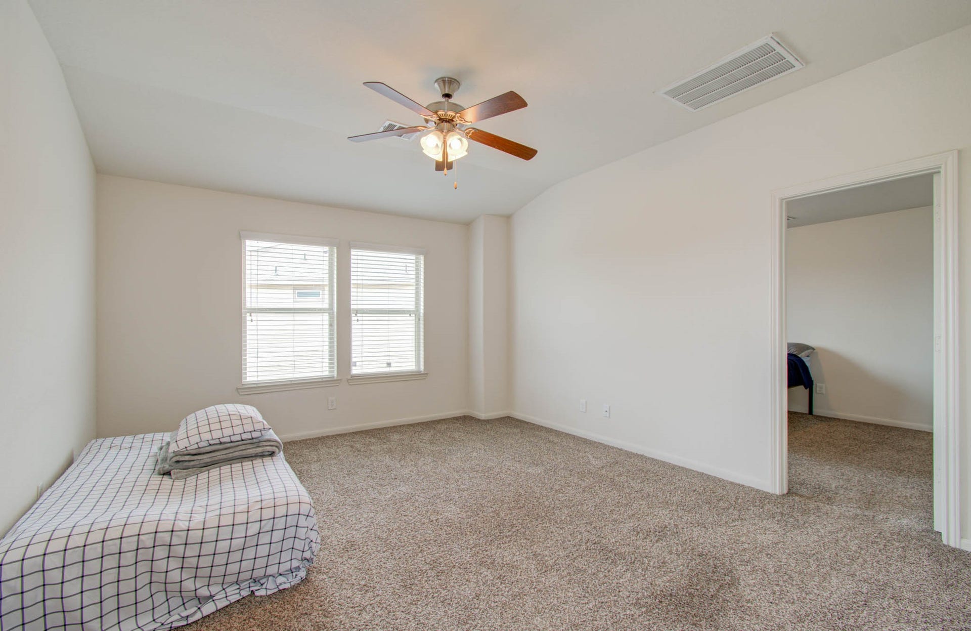 5515 Bayleys Court, Katy, TX 77449 5515 Bayleys Court, Katy, TX 77449