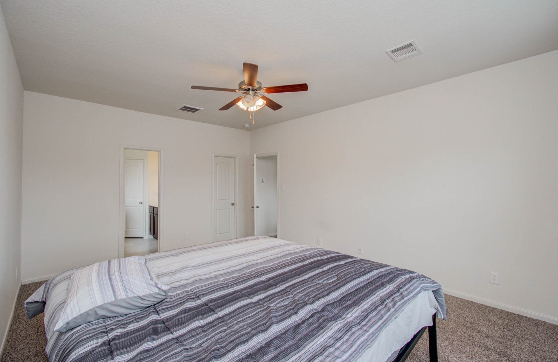 5515 Bayleys Court, Katy, TX 77449 5515 Bayleys Court, Katy, TX 77449