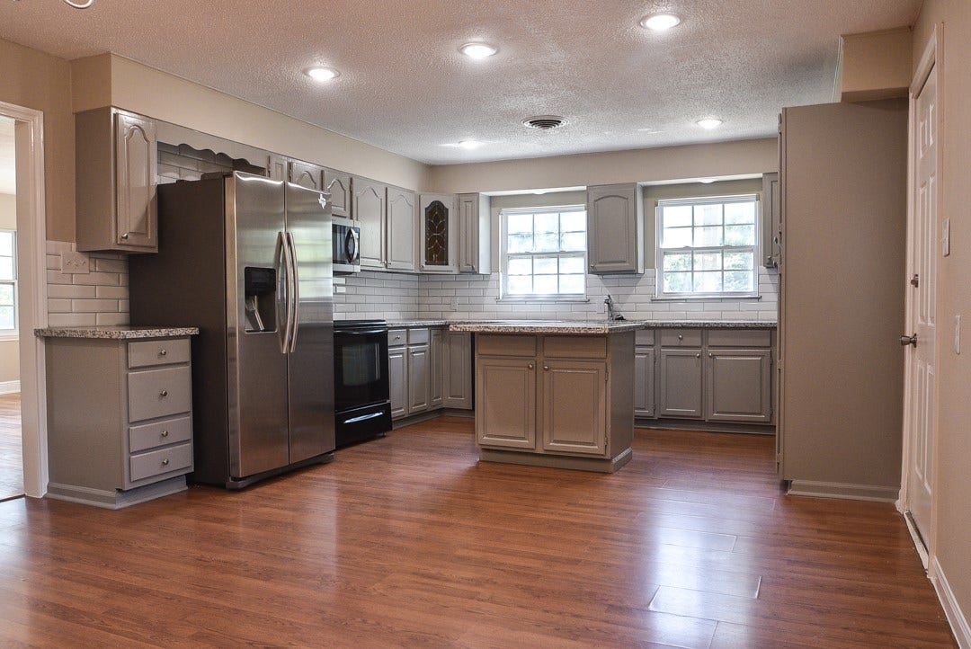 1030 Perkins Drive, Bacliff, TX 77518 1030 Perkins Drive, Bacliff, TX 77518