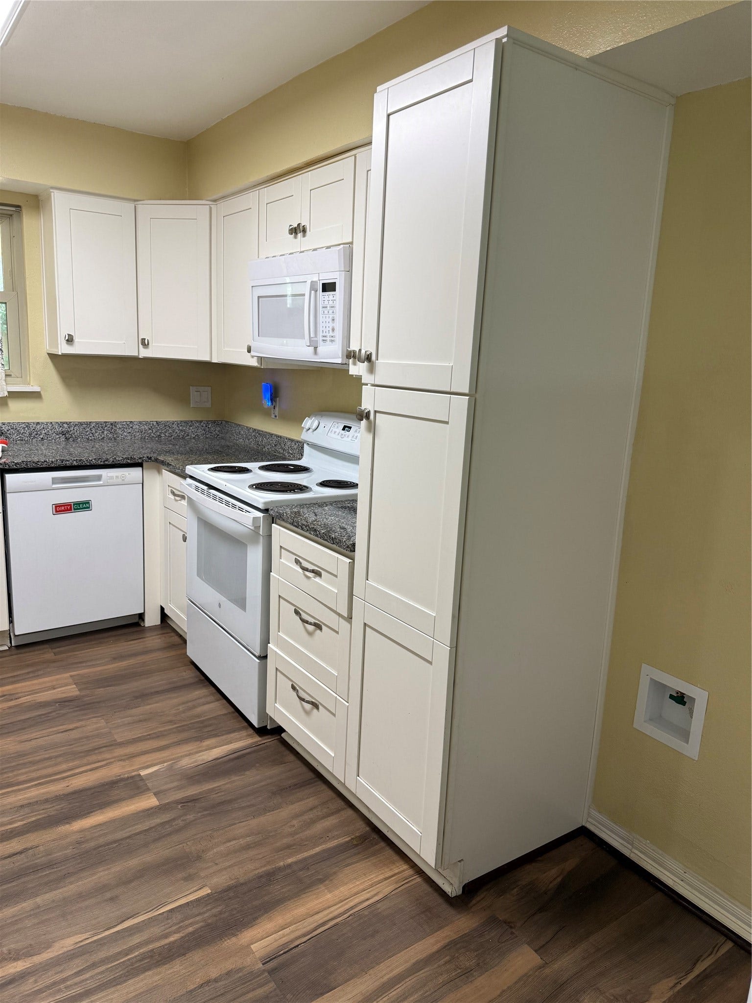 3726 Quail Meadow Drive, Missouri City, TX 77459 3726 Quail Meadow Drive, Missouri City, TX 77459