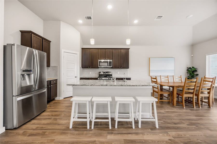 Property photo for 1173 Filly Creek Drive, Alvin, TX