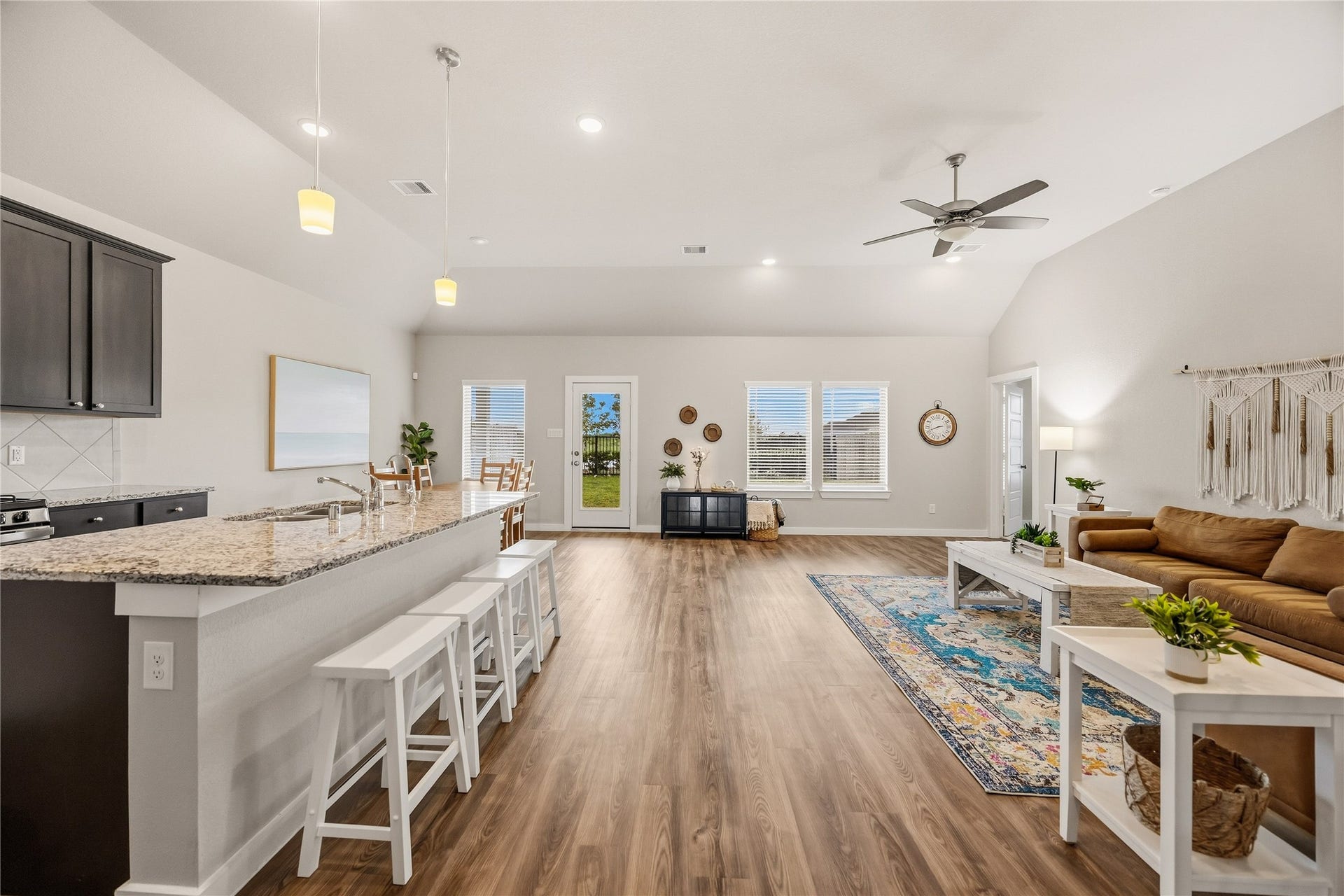 1173 Filly Creek Drive, Alvin, TX 77511 1173 Filly Creek Drive, Alvin, TX 77511